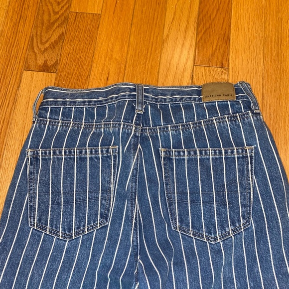 American Eagle Mom Jeans Size 0 - Picture 4 of 6